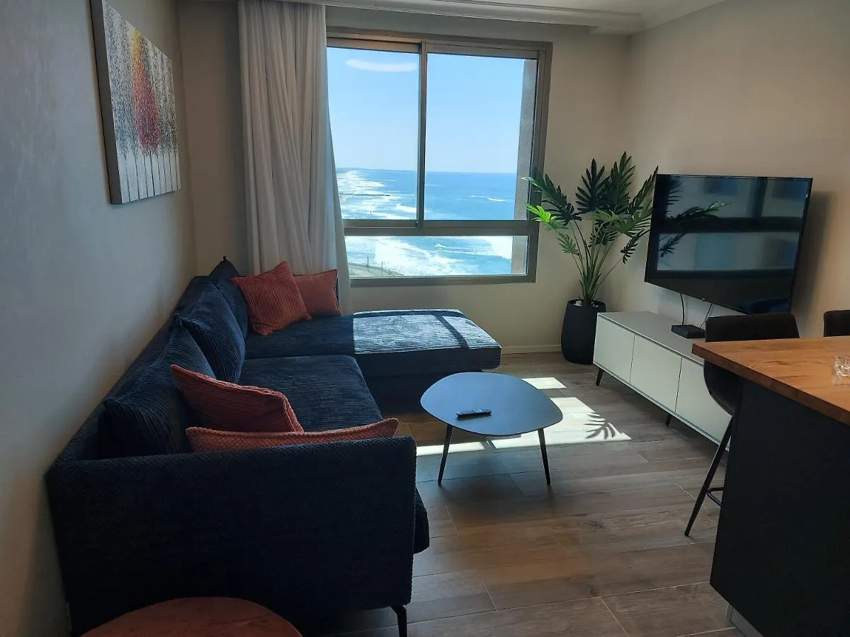 Almogim- Almog Building حيفا شقة